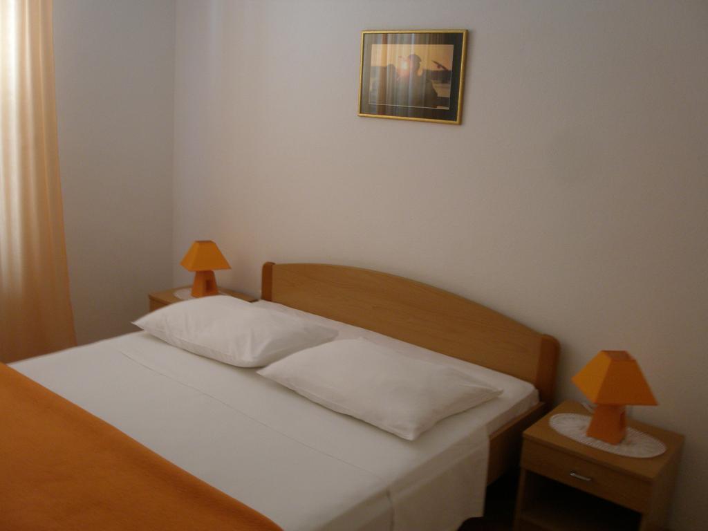 Hotel B&B Chamberlain Milna  Quarto foto